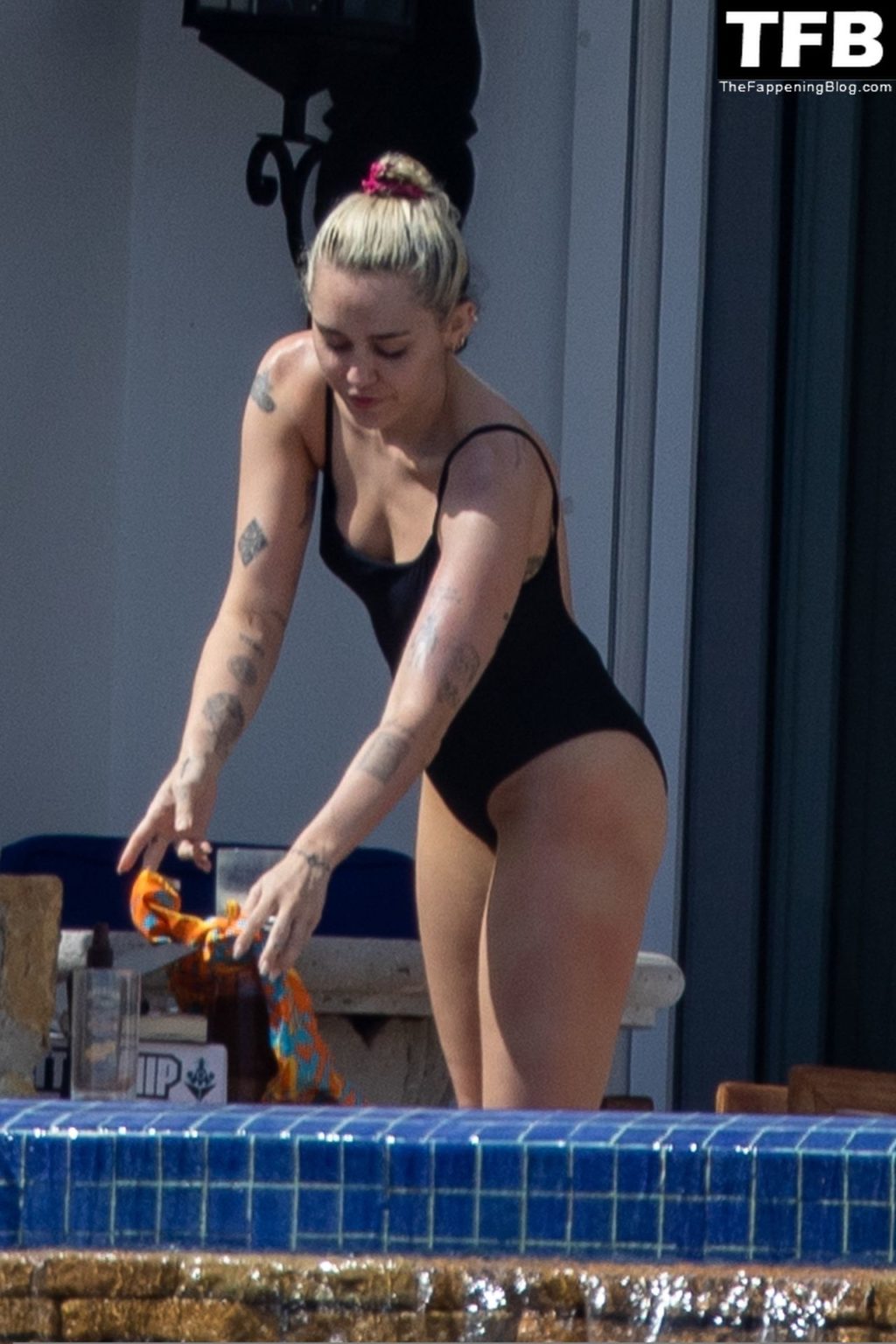 Miley Cyrus Sexy The Fappening Blog 26 1024x1536 - Miley Cyrus Brings Beach Body to Cabo San Lucas Alongside Her New Rumored Boyfriend (36 Photos)