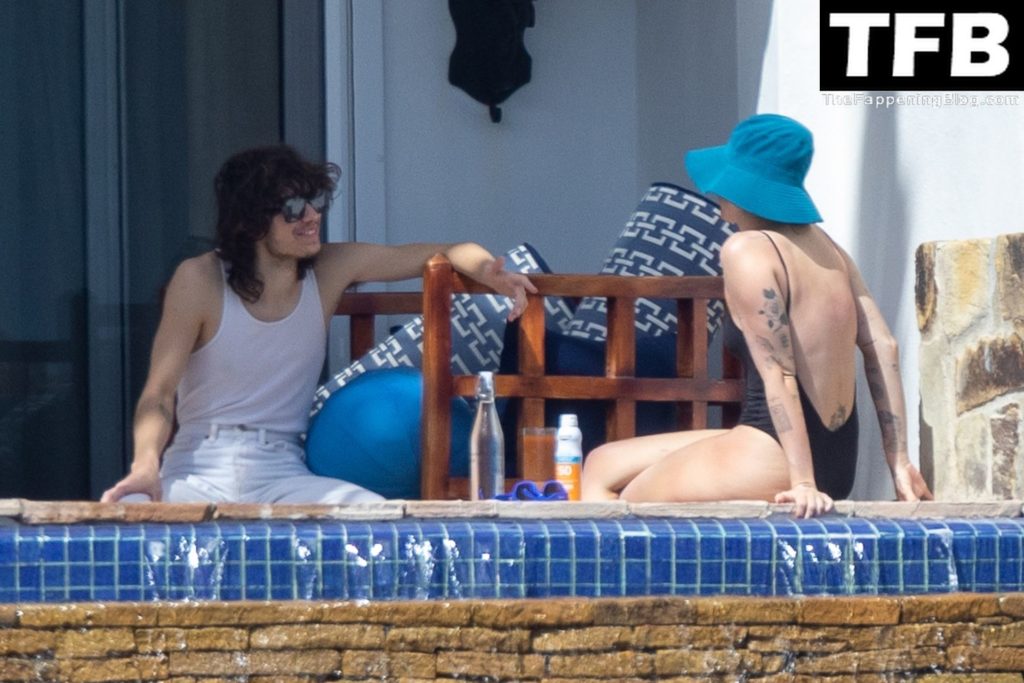 Miley Cyrus Sexy The Fappening Blog 30 1024x683 - Miley Cyrus Brings Beach Body to Cabo San Lucas Alongside Her New Rumored Boyfriend (36 Photos)