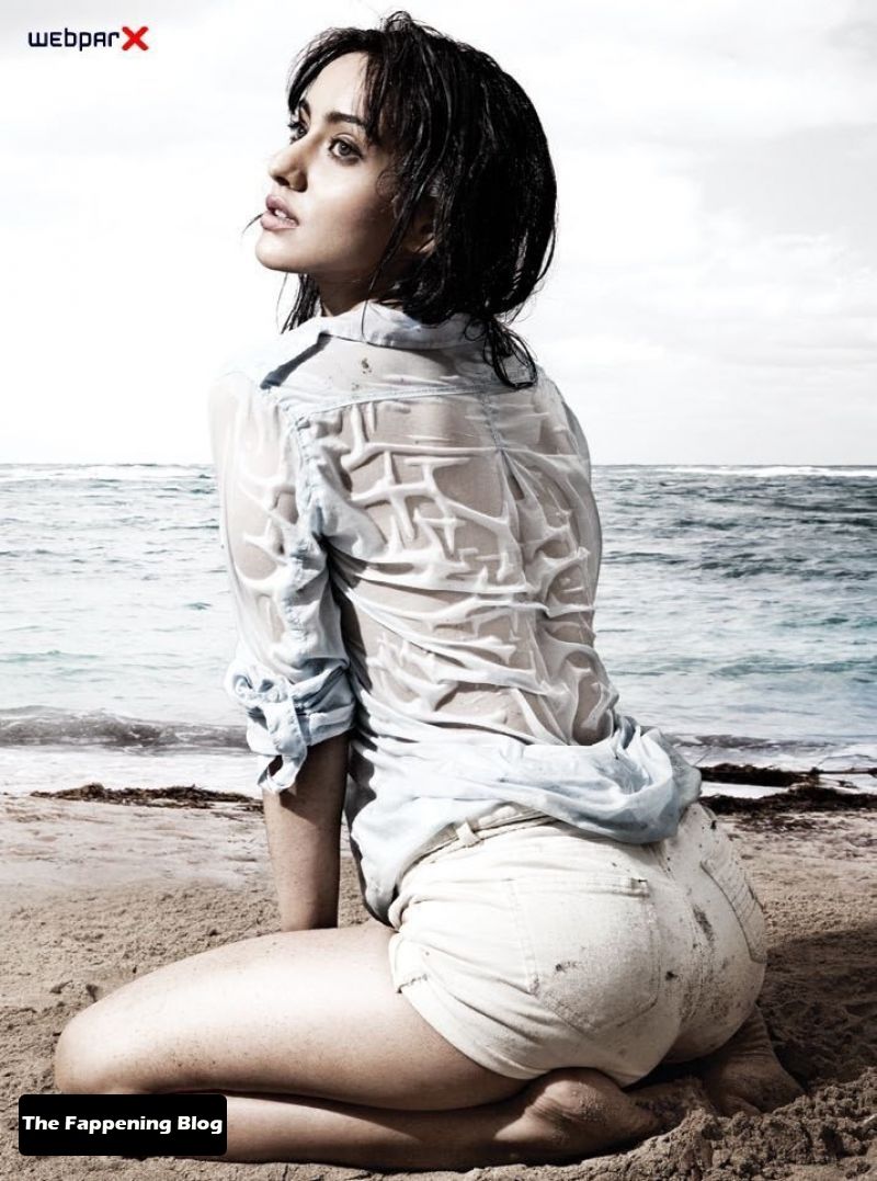 Neha Sharma Sexy Tits and Ass Photo Collection The Fappening Blog 12 - Neha Sharma Sexy Collection (57 Photos)
