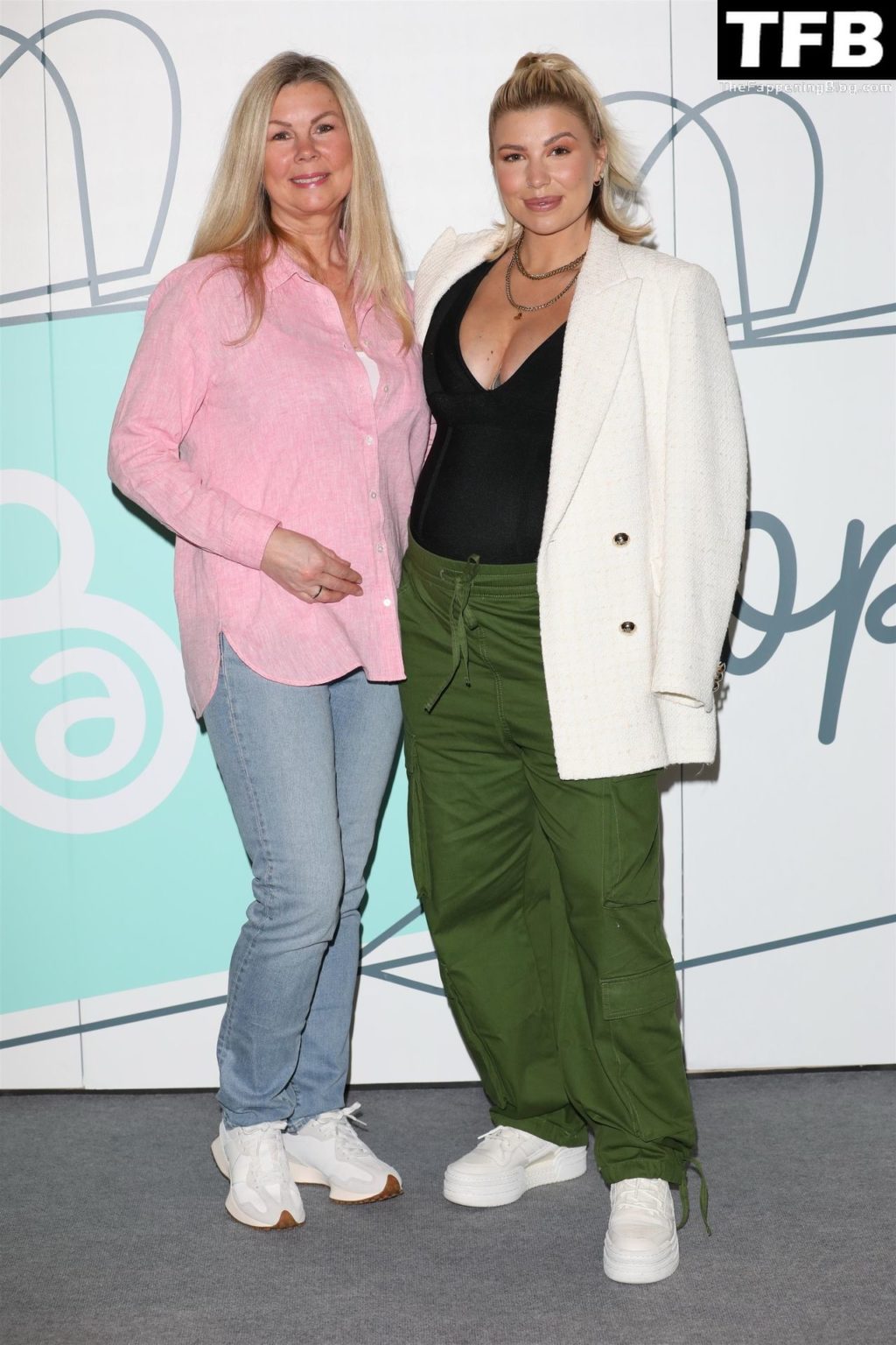 Olivia Bowen Sexy The Fappening Blog 31 1024x1536 - Pregnant Olivia Bowen Attends The Baby Show at ExCel in London (74 Photos)