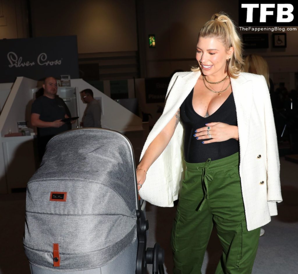 Olivia Bowen Sexy The Fappening Blog 48 1024x941 - Pregnant Olivia Bowen Attends The Baby Show at ExCel in London (74 Photos)