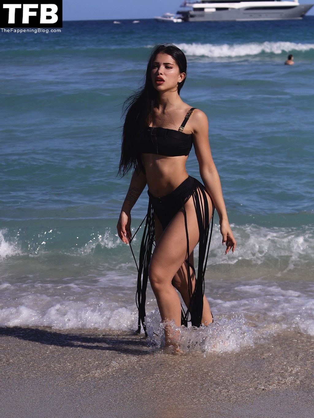 Paula Suarez Sexy The Fappening Blog 8 1024x1362 - Paula Suarez Shows Off Her Curves in the Beach in Miami (9 Photos)