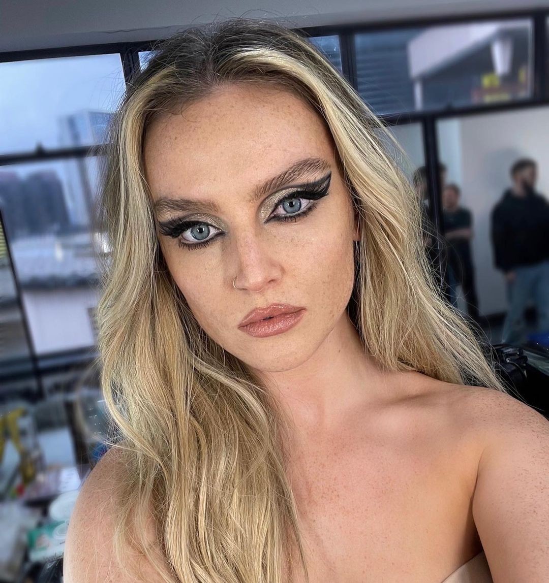 Perrie Edwards Hot Selfie TheFappening.Pro 10 - Perrie Edwards Nude Singer From South Shields (69 Photos)