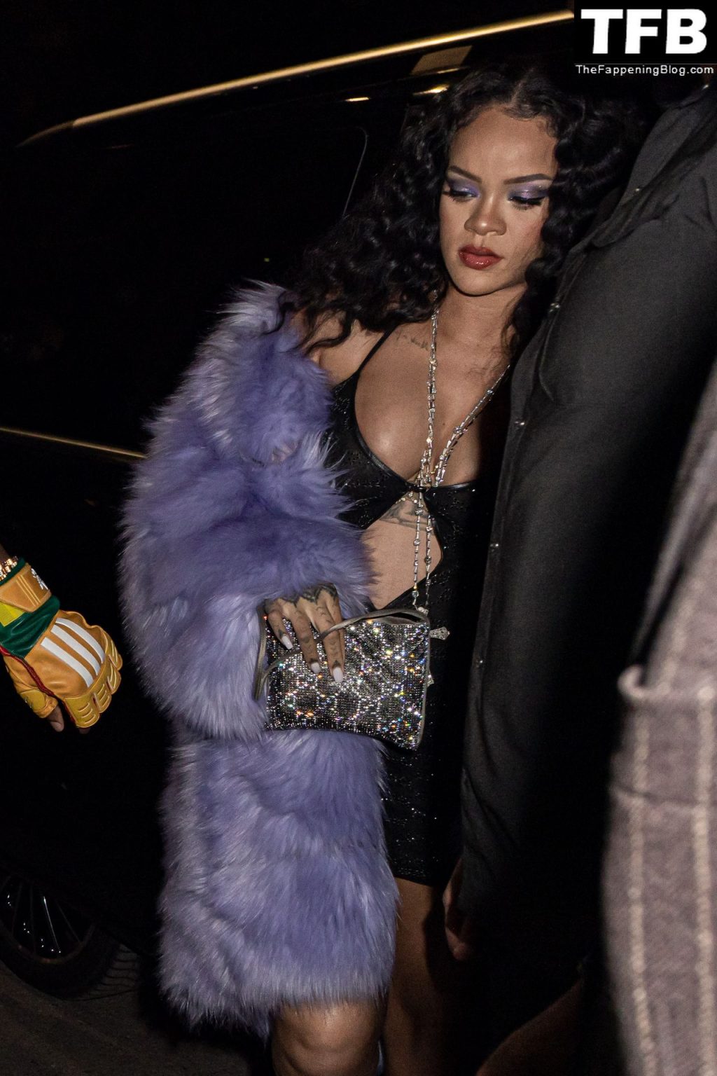 Rihanna See Through Nude The Fappening Blog 7 1024x1536 - Pregnant Rihanna Flashes Her Nude Tits in a See-Through Dress in Milan (51 Photos)