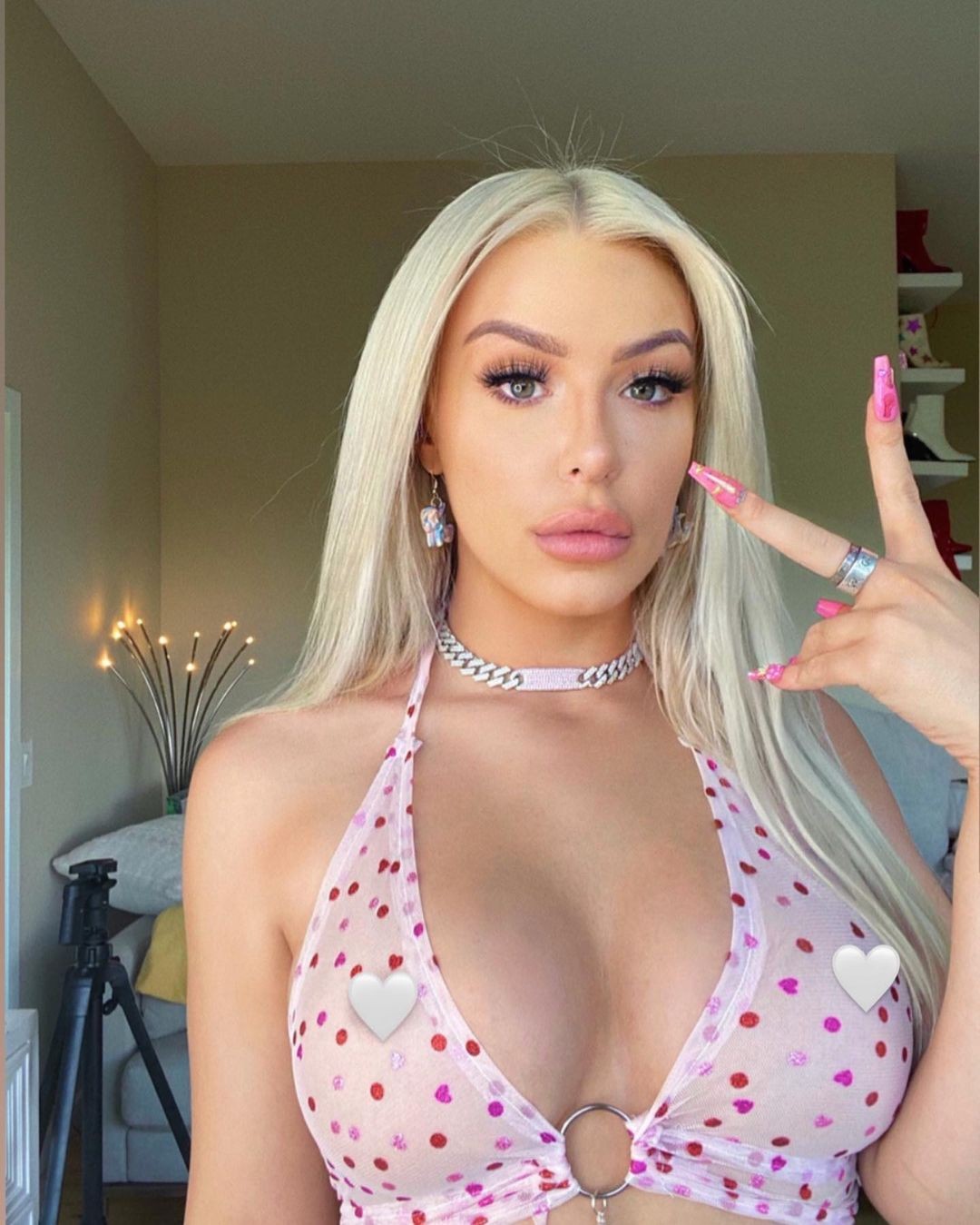 Tana Mongeau Topless Sexy TheFappening.Pro 59 - Tana Mongeau Topless And Sexy (73 Photos)