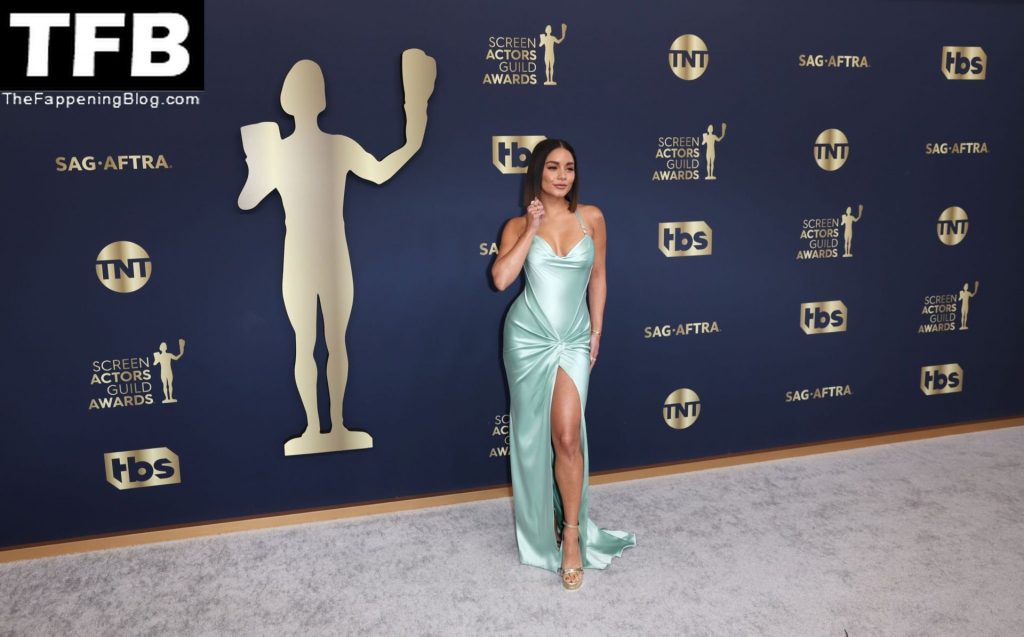 Vanessa Hudgens Sexy The Fappening Blog 31 1 1024x637 - Vanessa Hudgens Shows Off Her Sexy Figure at the 28th Screen Actors Guild Awards (73 Photos)