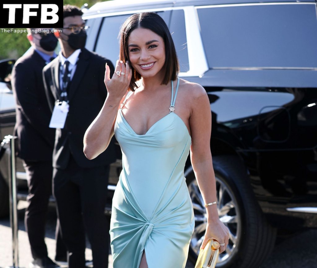 Vanessa Hudgens Sexy The Fappening Blog 6 1 1024x865 - Vanessa Hudgens Shows Off Her Sexy Figure at the 28th Screen Actors Guild Awards (73 Photos)
