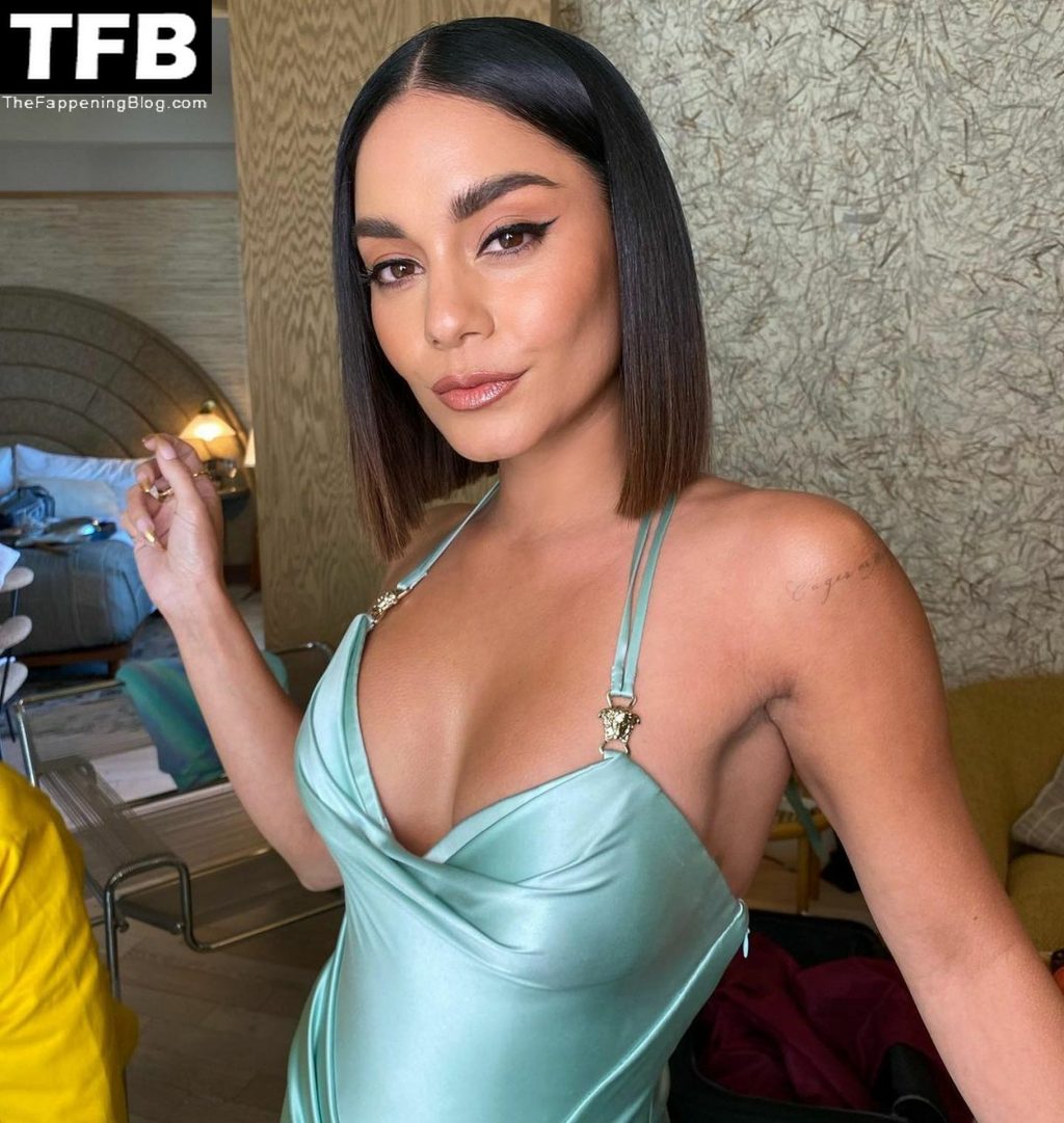 Vanessa Hudgens Sexy The Fappening Blog 68 1024x1081 - Vanessa Hudgens Shows Off Her Sexy Figure at the 28th Screen Actors Guild Awards (73 Photos)