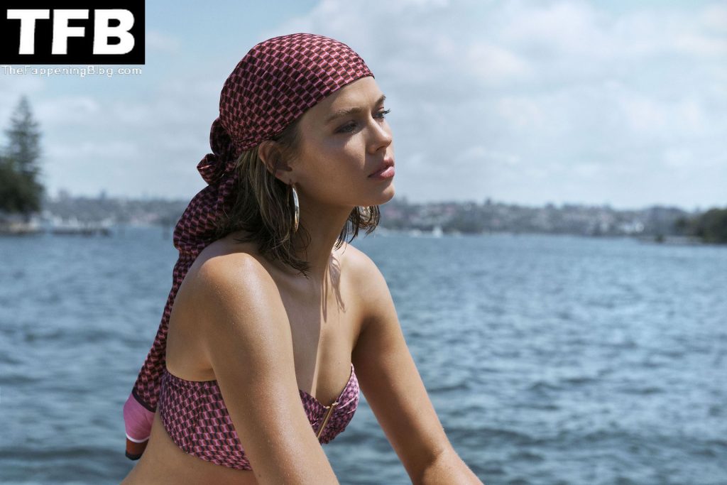 Victoria Lee Sexy The Fappening Blog 24 1024x683 - Victoria Lee Takes to the Water in JETS Australia’s New Swim and Resortwear Collection (26 Photos)